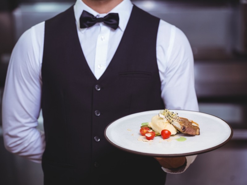 Începe cursul de OSPĂTAR!