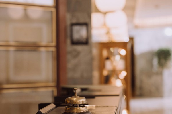 RECEPŢIONER DE HOTEL - cod COR 422401